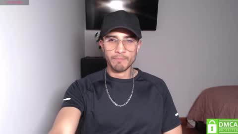 yoshy_man online show from March 12, 4:09 am