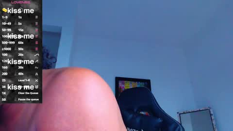 Snapshot of yosoy_enzo2020 chatting on September 17, 12:17 pm Enzo online show from September 17, 12:17 pm