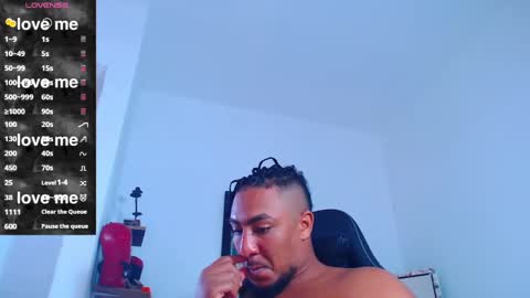 Snapshot of yosoy_enzo2020 chatting on September 20, 11:43 am Enzo online show from September 20, 11:43 am