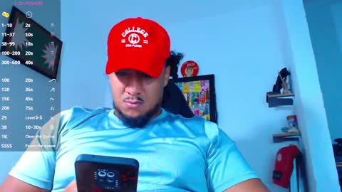 Snapshot of yosoy_enzo2020 chatting on October 13, 7:58 am Enzo online show from October 13, 7:58 am