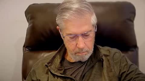 Colorado Guy Straight online show from November 9, 1:37 pm