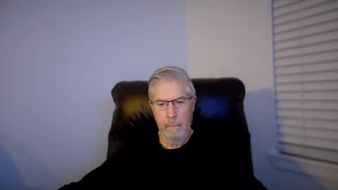 Colorado Guy Straight online show from November 7, 9:45 am