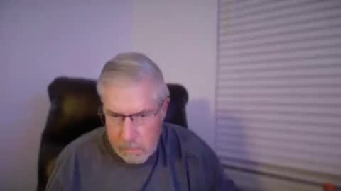 Colorado Guy Straight online show from December 19, 12:13 pm