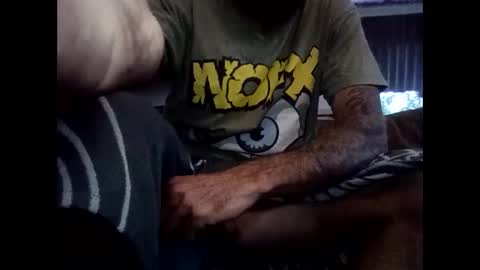 Snapshot of youllfall4me chatting on January 4, 2:56 am youllfall4me online show from January 4, 2:56 am