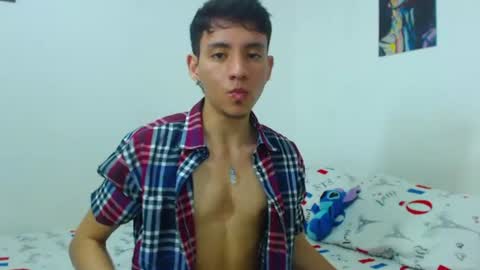 your boy online show from July 20, 10:39 am