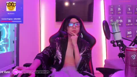Snapshot of your_little_twink chatting on February 24, 12:30 am Han online show from February 24, 12:30 am