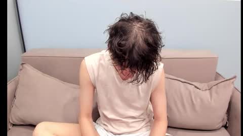 Snapshot of your_shy_guy chatting on October 2, 4:16 am your_shy_guy online show from October 2, 4:16 am