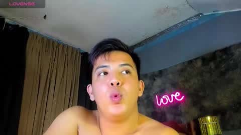 yourasian_bradley online show from February 3, 6:40 am