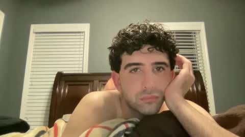 yourboyb1 online show from December 4, 4:43 am