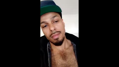 yourhandsomedevil online show from April 2, 8:44 am