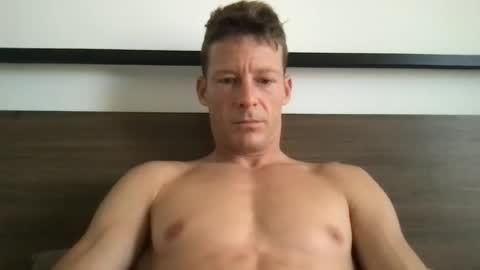 yoyoyo1221 online show from October 26, 8:55 pm