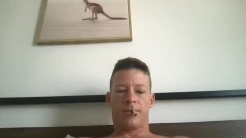 yoyoyo1221 online show from October 6, 9:08 pm