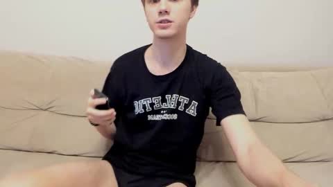 Yue Lang and Samm online show from October 20, 7:07 pm