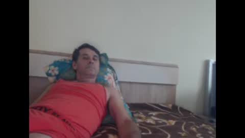 yvesstorm5 online show from February 5, 1:11 pm