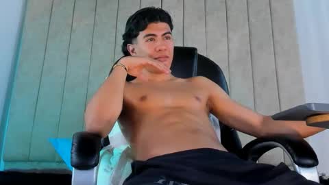 Snapshot of zack_conor chatting on February 26, 4:56 pm zack conor online show from February 26, 4:56 pm