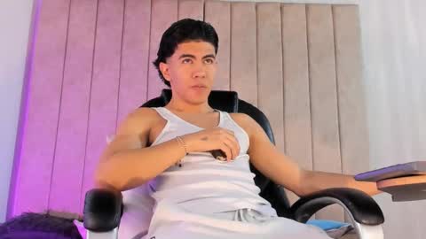 Snapshot of zack_conor chatting on March 3, 12:43 pm zack conor online show from March 3, 12:43 pm