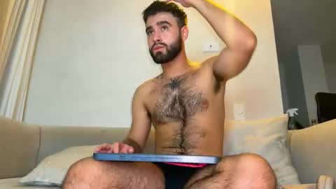 zack_sullivan22 online show from February 18, 1:48 am