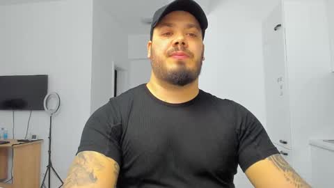 Snapshot of zackconnorsx chatting on March 2, 10:13 pm Zack online show from March 2, 10:13 pm