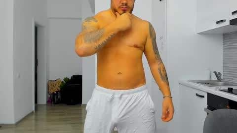 Zack online show from October 19, 10:02 pm