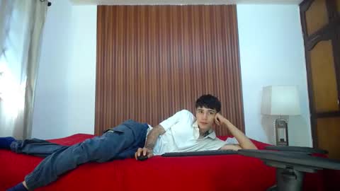 zack online show from December 7, 4:36 pm