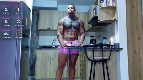 INSTAGRAM yormanfit7 online show from April 10, 10:22 am