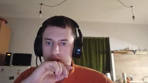 Zack online show from March 4, 9:11 pm