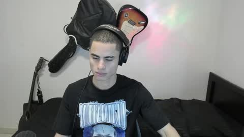 zenzhu online show from December 31, 11:39 pm