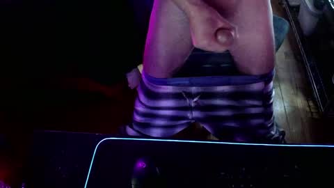 Zerces online show from December 31, 1:26 am