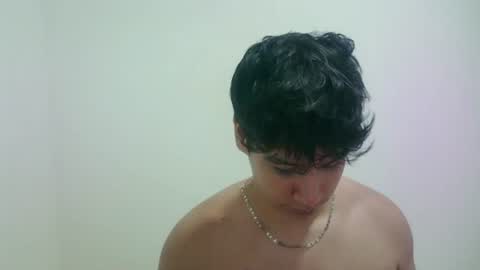 zeus_183 online show from July 14, 10:21 am