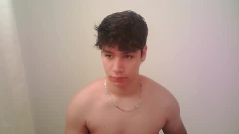 zeus_183 online show from March 15, 3:40 pm