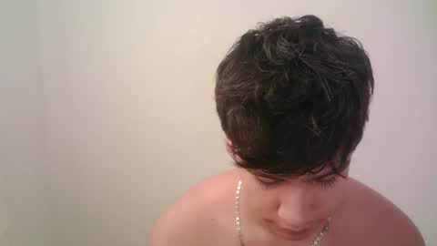 zeus_183 online show from July 2, 7:31 pm