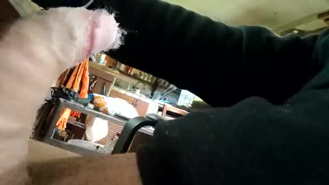 Snapshot of zeusblook chatting on October 27, 10:45 pm zeusblook online show from October 27, 10:45 pm