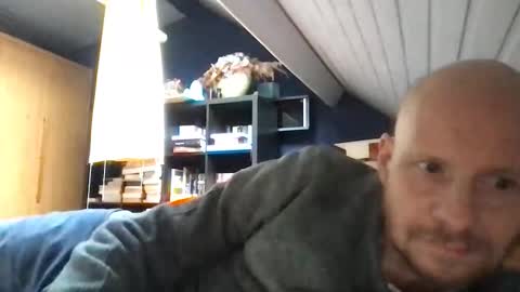 Snapshot of zolexthomas chatting on October 13, 2:12 pm zolexthomas online show from October 13, 2:12 pm