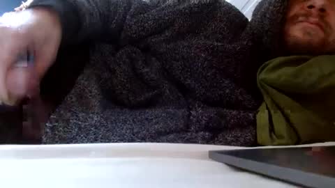 Snapshot of zolexthomas chatting on January 24, 11:37 am zolexthomas online show from January 24, 11:37 am