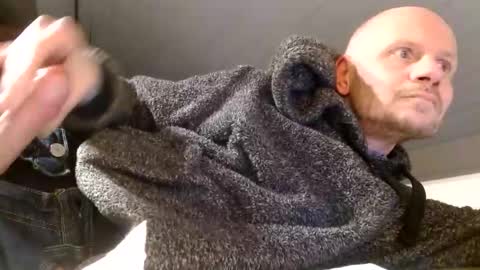 Snapshot of zolexthomas chatting on March 7, 6:22 pm zolexthomas online show from March 7, 6:22 pm