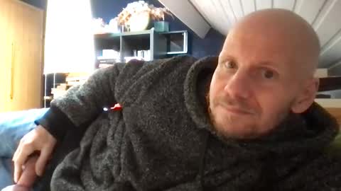 Snapshot of zolexthomas chatting on October 10, 1:27 pm zolexthomas online show from October 10, 1:27 pm