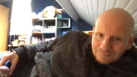 Snapshot of zolexthomas chatting on September 15, 2:29 pm zolexthomas online show from September 15, 2:29 pm