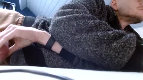 Snapshot of zolexthomas chatting on December 6, 1:22 pm zolexthomas online show from December 6, 1:22 pm