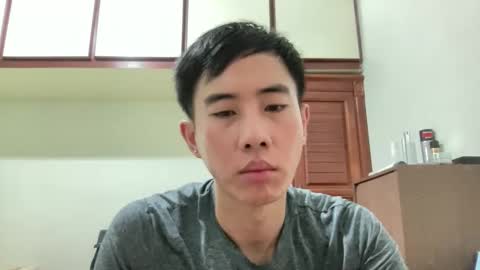 Z online show from April 12, 3:46 pm