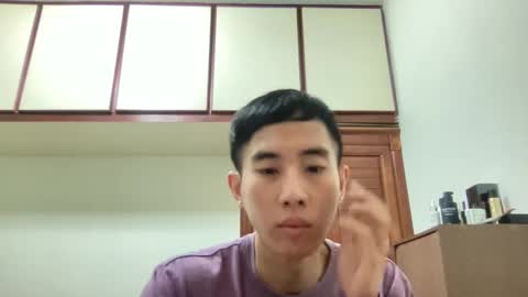 Snapshot of zseszsesz chatting on December 14, 3:47 pm Z online show from December 14, 3:47 pm