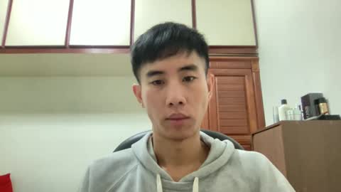 Snapshot of zseszsesz chatting on February 3, 3:17 pm Z online show from February 3, 3:17 pm