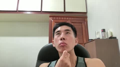 Snapshot of zseszsesz chatting on September 23, 4:28 pm Z online show from September 23, 4:28 pm
