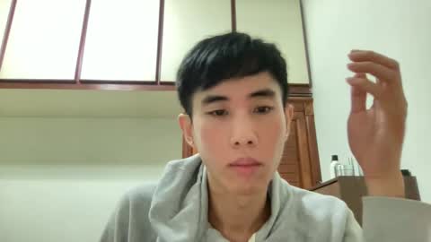 Snapshot of zseszsesz chatting on February 23, 3:05 pm Z online show from February 23, 3:05 pm