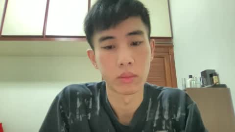 Snapshot of zseszsesz chatting on February 11, 3:29 pm Z online show from February 11, 3:29 pm