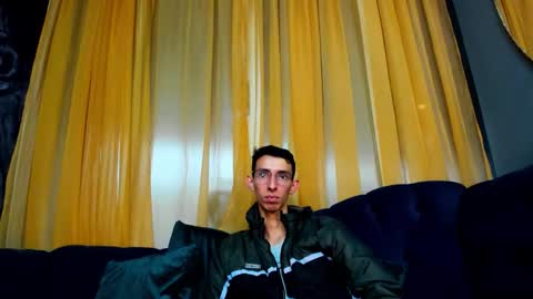 Zyro Nigth online show from November 4, 7:15 pm