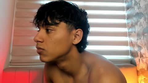 zyzz_1812 online show from March 7, 9:01 pm