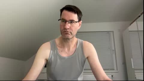 zzz123_cam online show from February 8, 4:22 pm