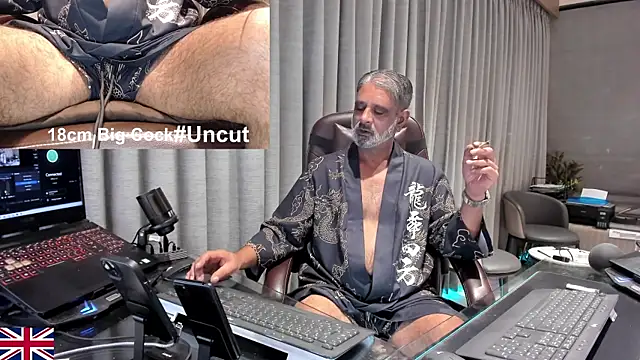 OnlineBossUK online show from June 2, 6:42 pm