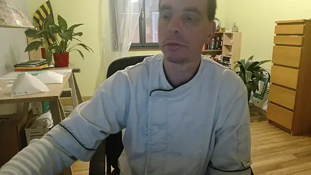 cloupefun online show from December 7, 5:59 am