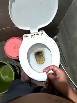 rajstrip12650 online show from December 13, 8:04 pm